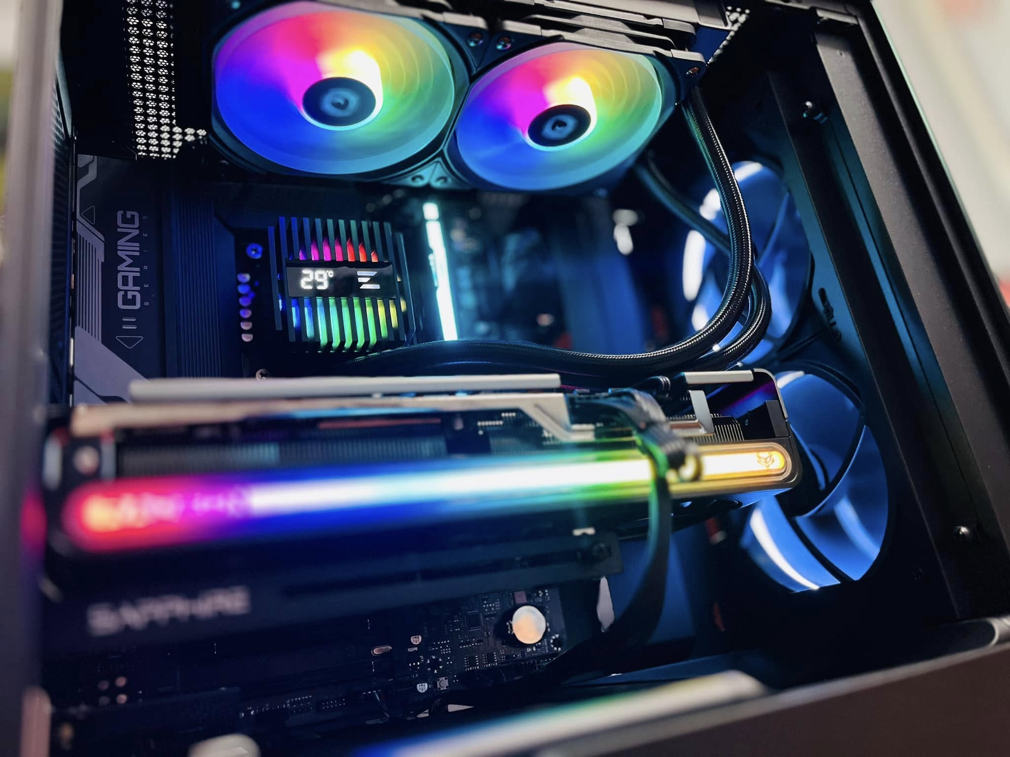 Szülinapi Gamer PC már működés közben